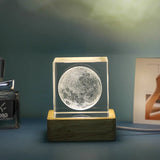 Crystal 3D Galaxy Starry Sky Cube Sculpture Decoration 4/6 Cm Small Night Light Wooden Luminous Base Student Gift for Friends